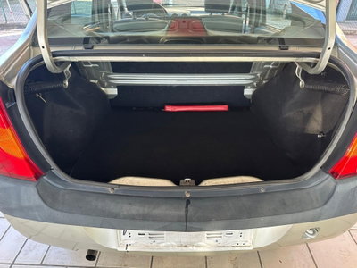Dacia Logan 1.4 (11)