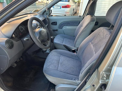 Dacia Logan 1.4 (2)