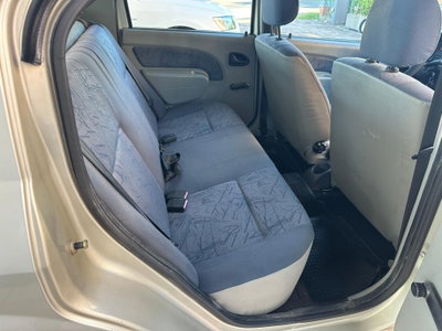 Dacia Logan 1.4 (7)