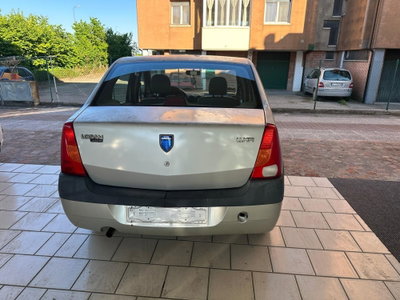 Dacia Logan 1.4 (8)