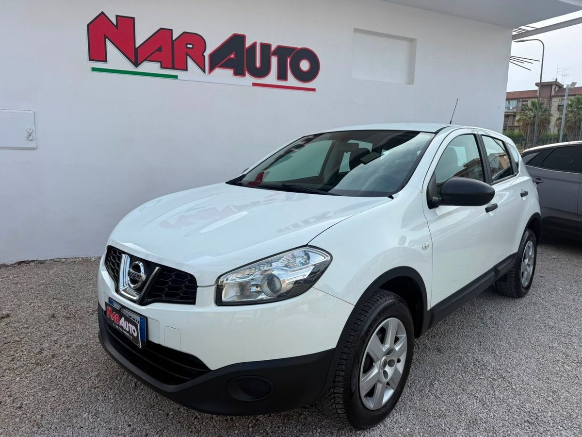 Nissan Qashqai 1.5 dCi DPF Acenta (2)