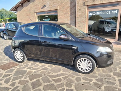 Lancia Ypsilon 1.2 69 CV 5 porte GPL Ecochic Elefantino (2)