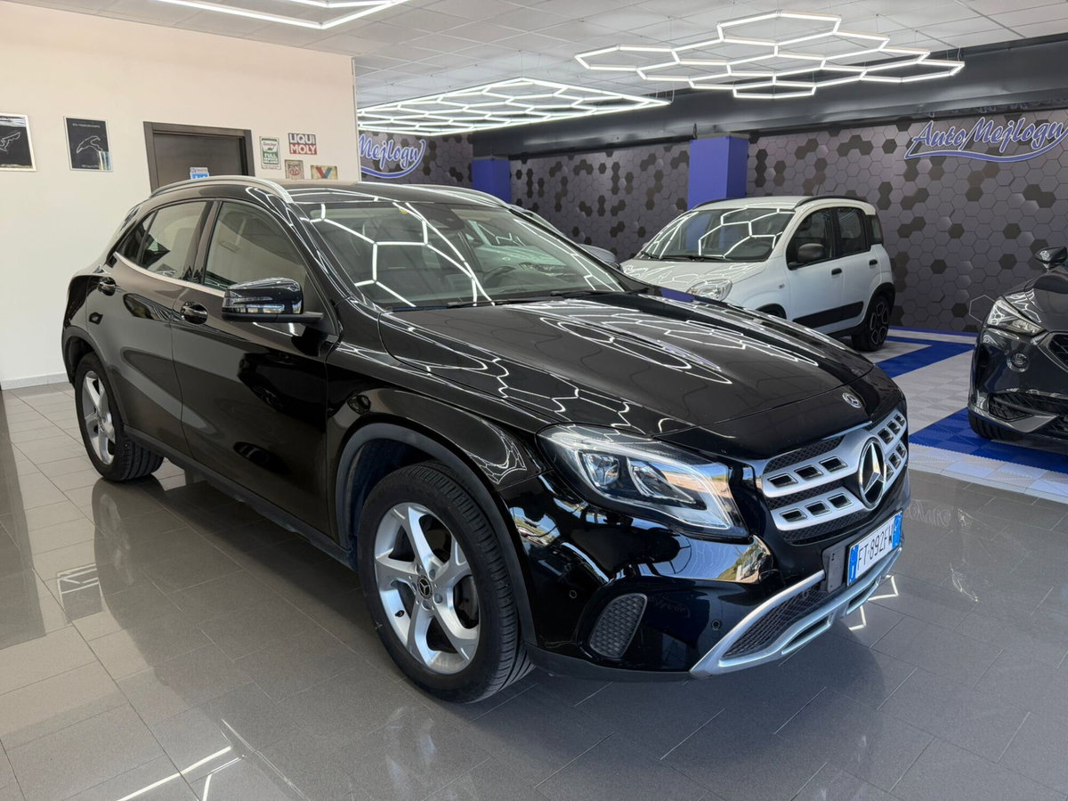 Mercedes-Benz GLA SUV 200 d Automatic Sport (2)