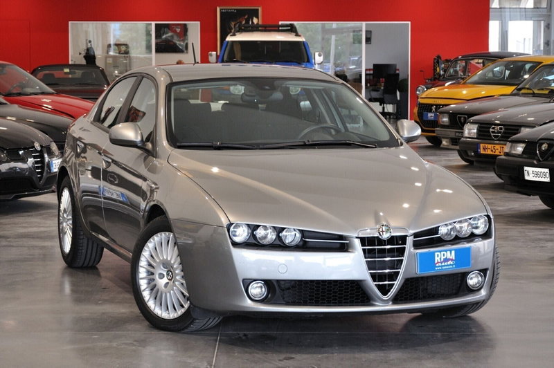 Alfa Romeo 159 1750 TBi Distinctive