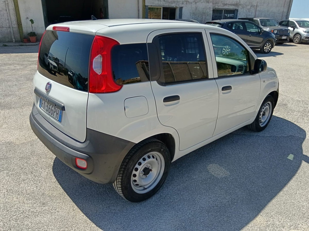 Fiat Panda 1.2 Pop Van 2 posti (5)