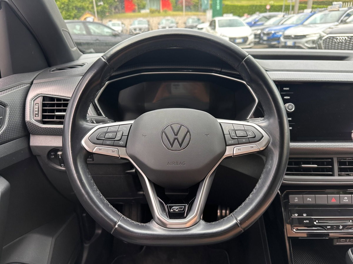 Volkswagen T-Cross 1.0 TSI 110 CV DSG Sport (18)