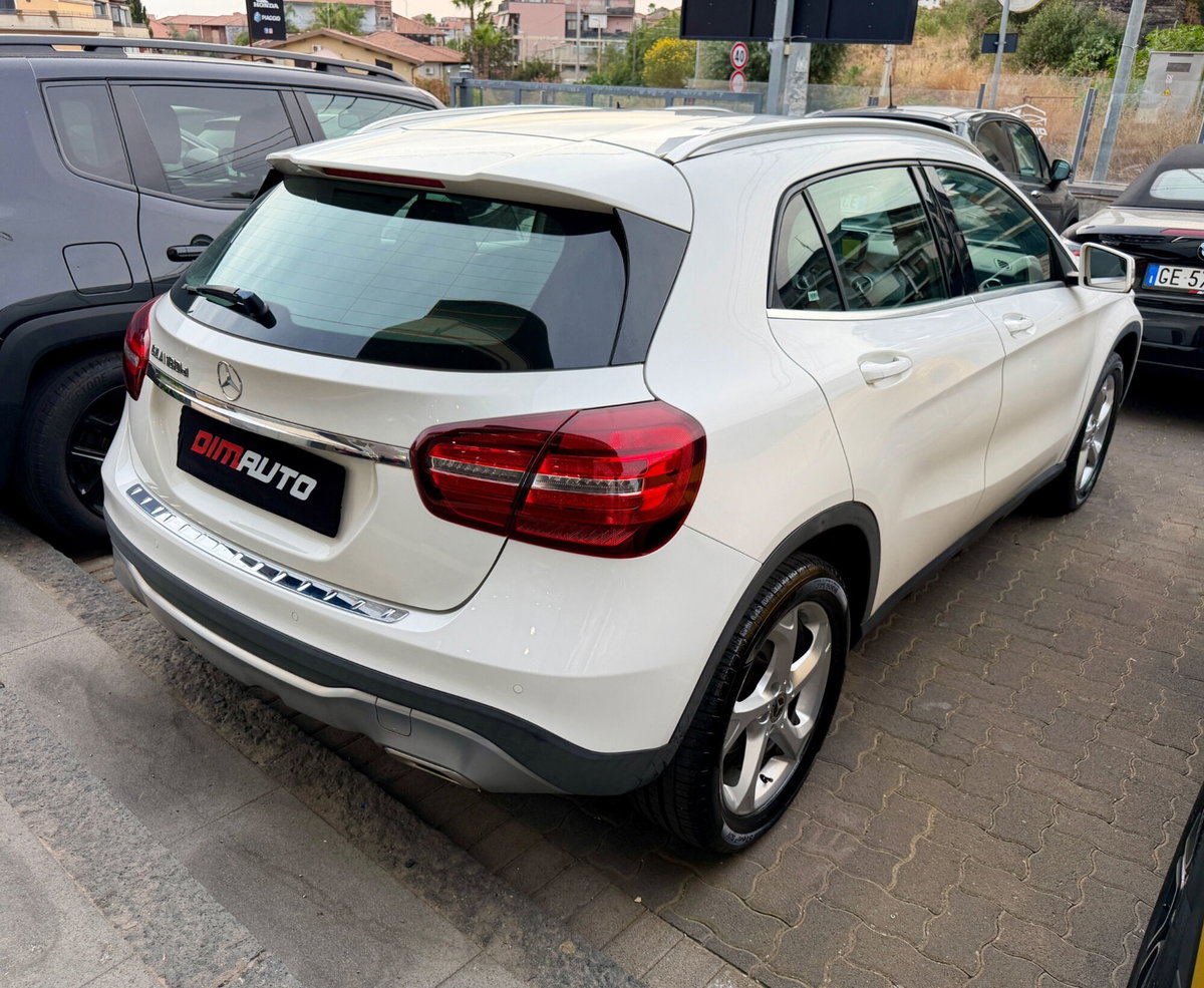 Mercedes-Benz GLA SUV 180 d Sport (4)