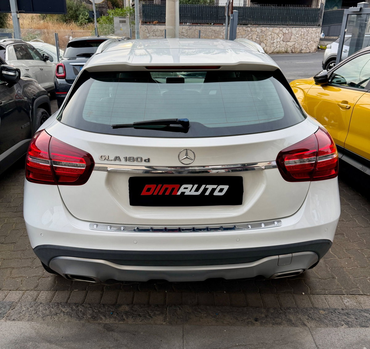 Mercedes-Benz GLA SUV 180 d Sport (5)