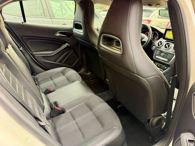 Mercedes-Benz GLA SUV 180 d Sport (8)