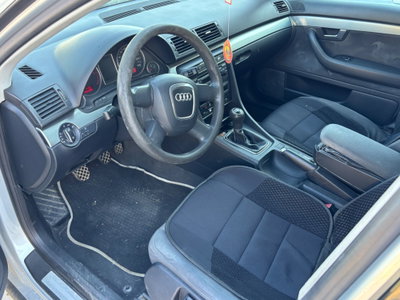 Audi A4 Avant 2.0 16V TDI (4)