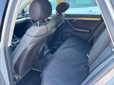 Audi A4 Avant 2.0 16V TDI (6)