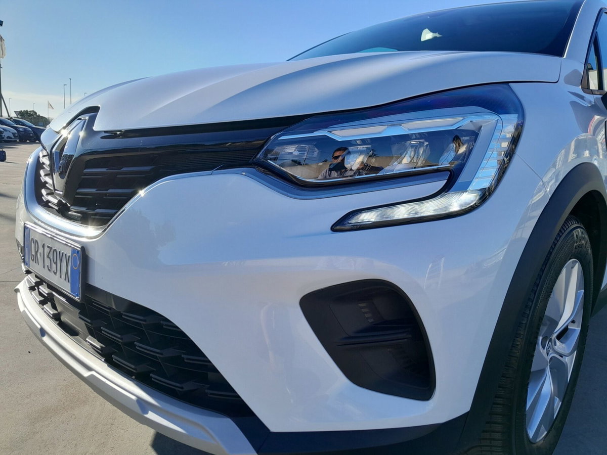 Renault Captur Full Hybrid E-Tech 145 CV Equilibre (12)