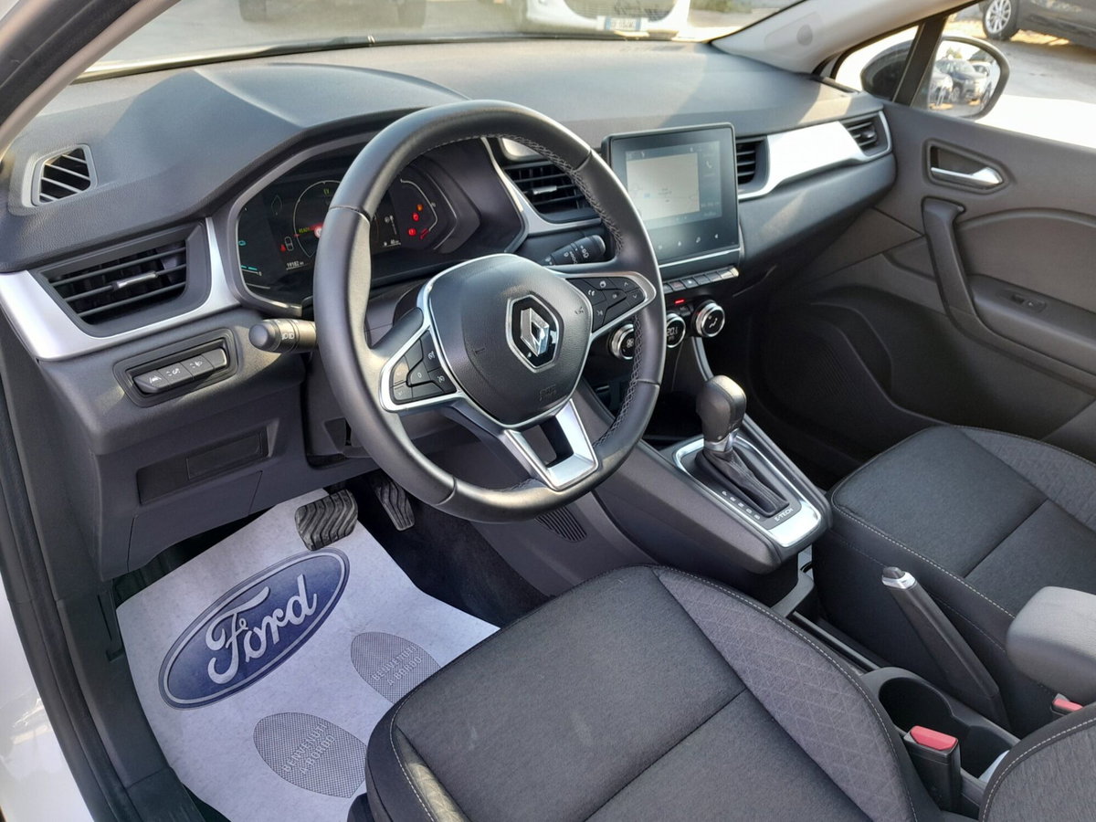 Renault Captur Full Hybrid E-Tech 145 CV Equilibre (14)