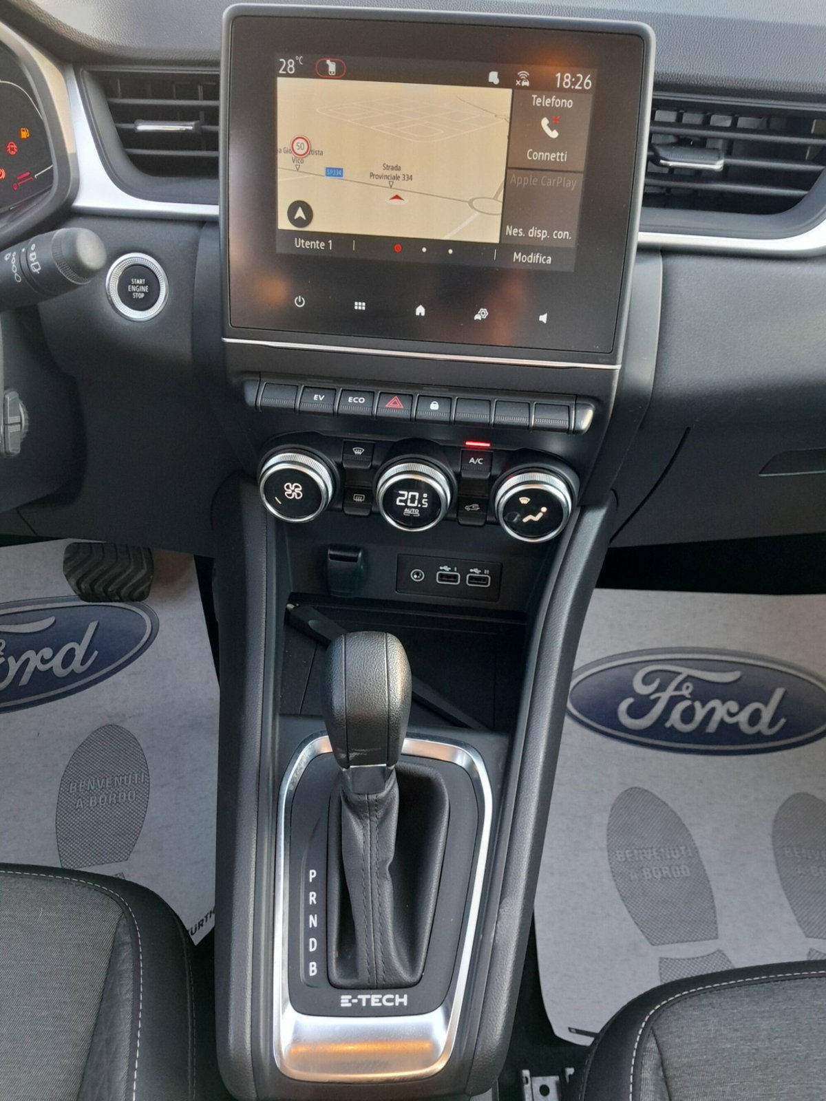 Renault Captur Full Hybrid E-Tech 145 CV Equilibre (17)
