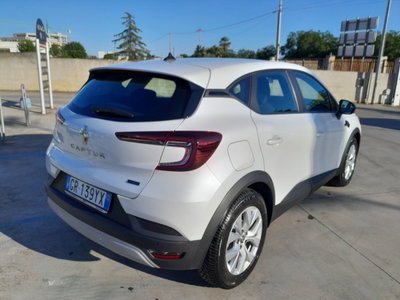 Renault Captur Full Hybrid E-Tech 145 CV Equilibre (8)