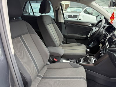 Volkswagen T-Roc 1.6 TDI SCR Style BlueMotion Technology (7)