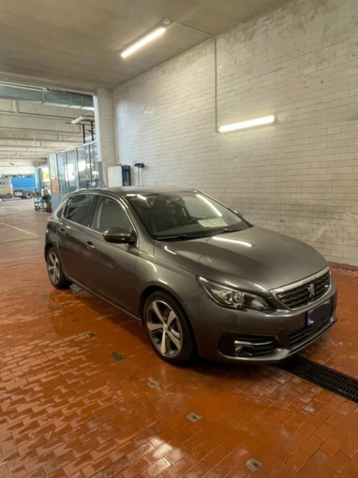 Peugeot 308 BlueHDi 130 S&S Allure (11)