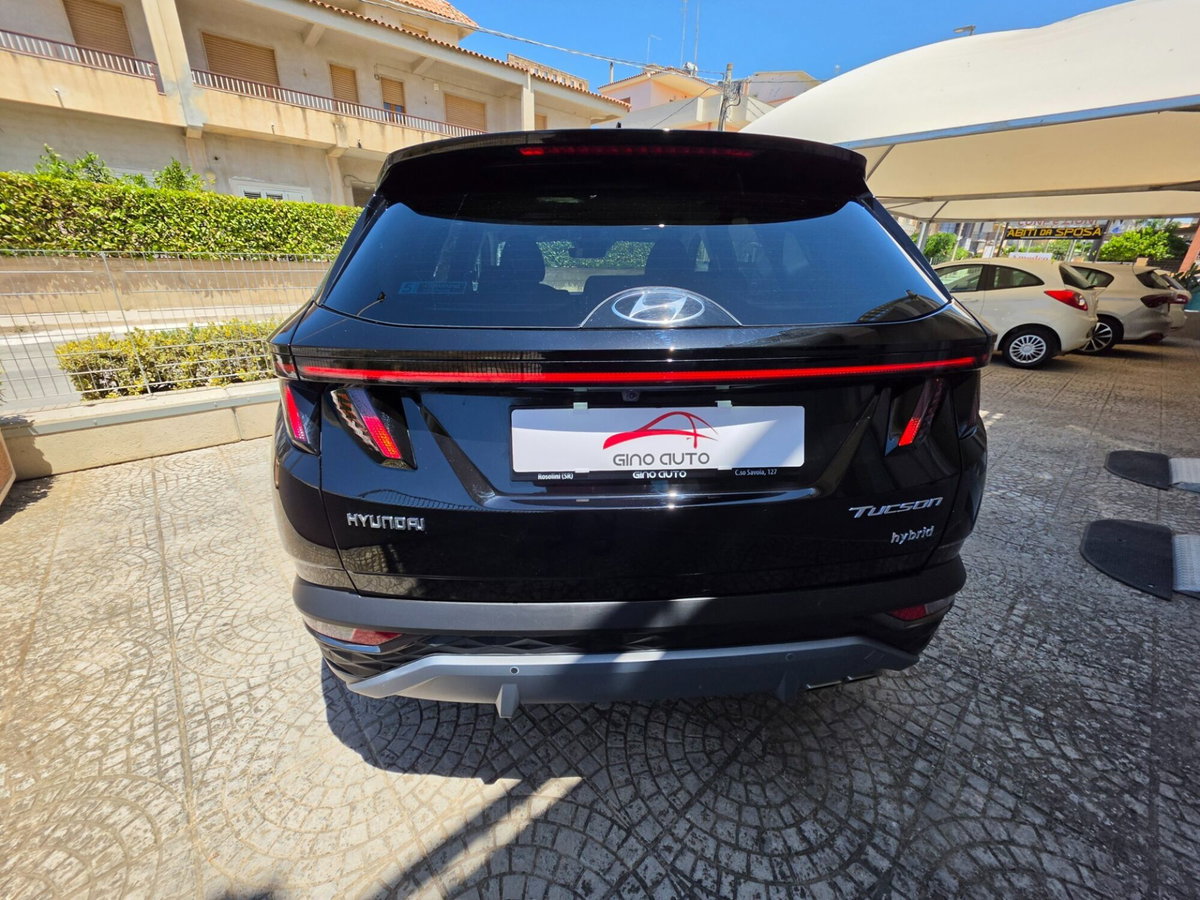Hyundai Tucson 1.6 hev Exellence 4wd auto (11)