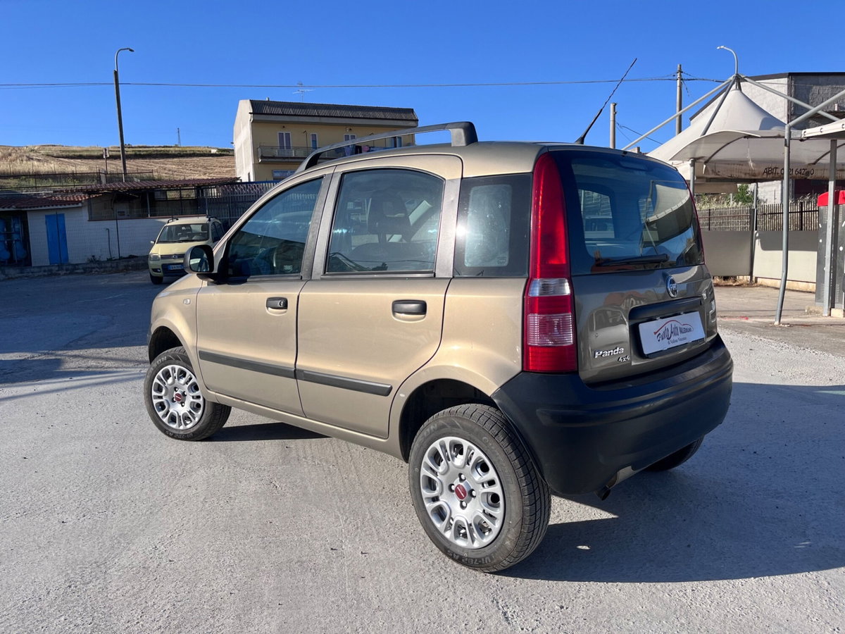 Fiat Panda 1.3 MJT 16V 4x4 Climbing (7)