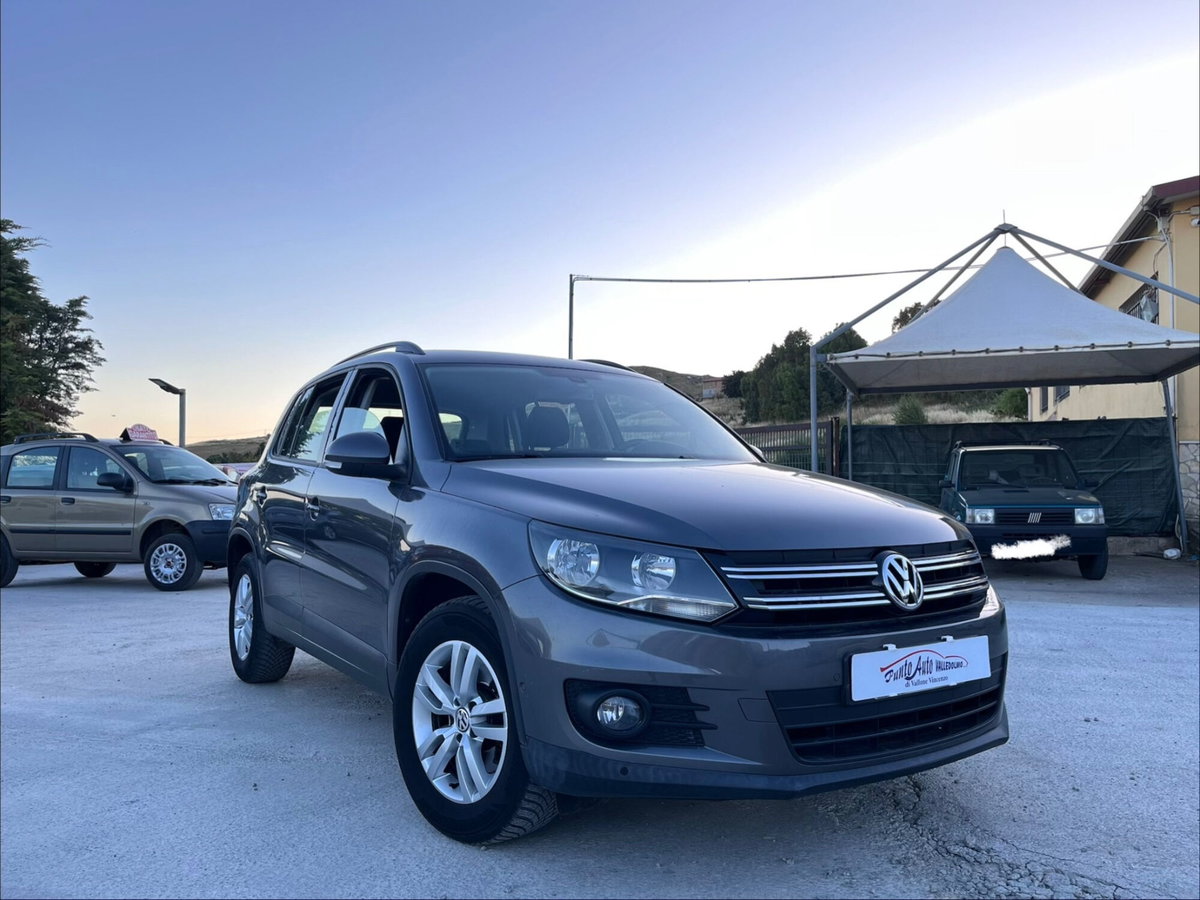 Volkswagen Tiguan 2.0 TDI 110 CV Sport & Style BlueMotion Tech. (3)
