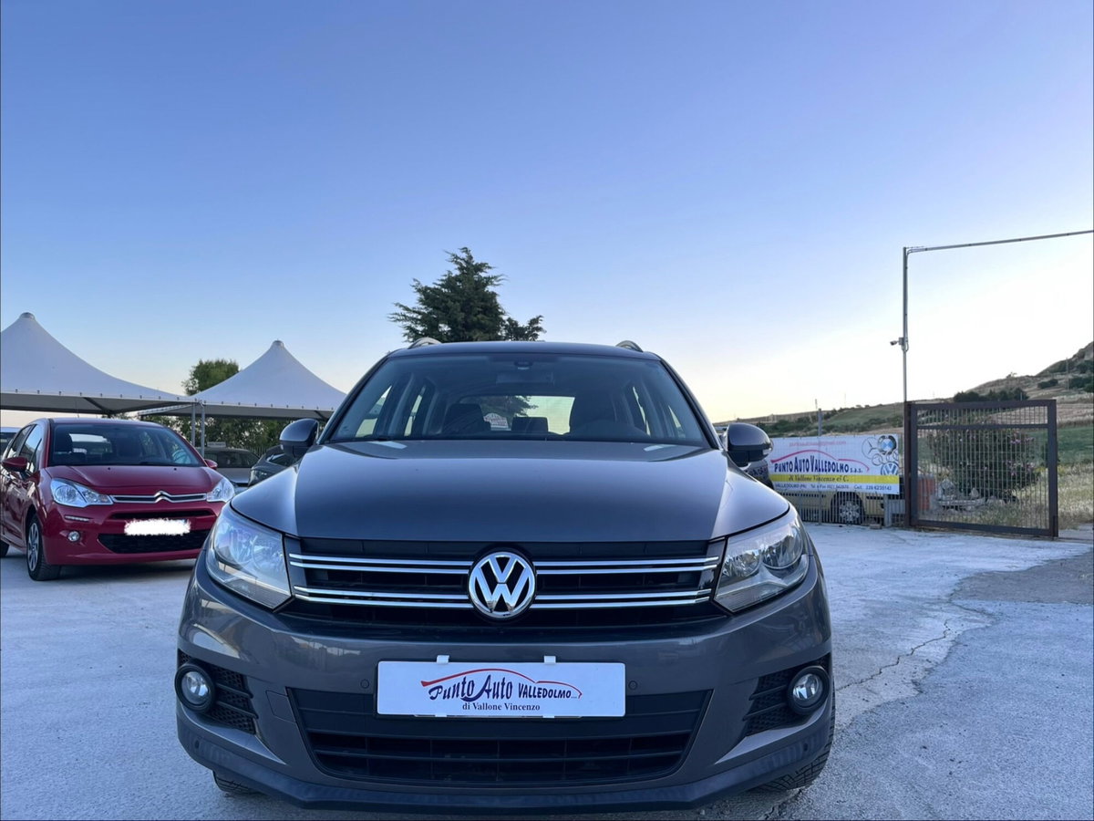 Volkswagen Tiguan 2.0 TDI 110 CV Sport & Style BlueMotion Tech. (4)