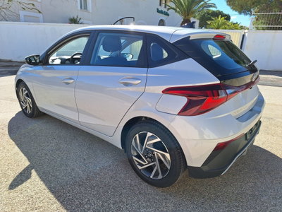 Hyundai i20 1.2 MPI MT GPL ConnectLine (16)