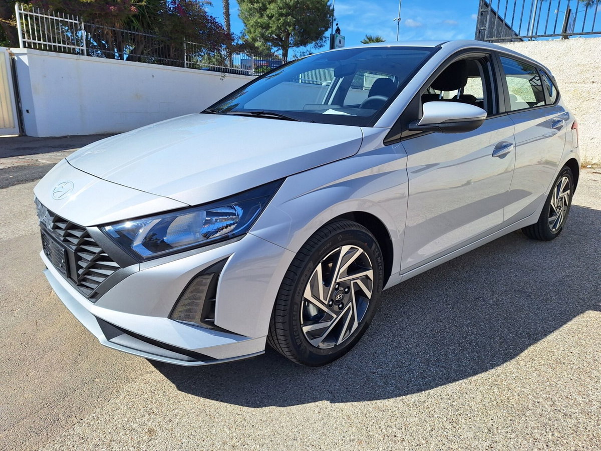 Hyundai i20 1.2 MPI MT GPL ConnectLine (4)