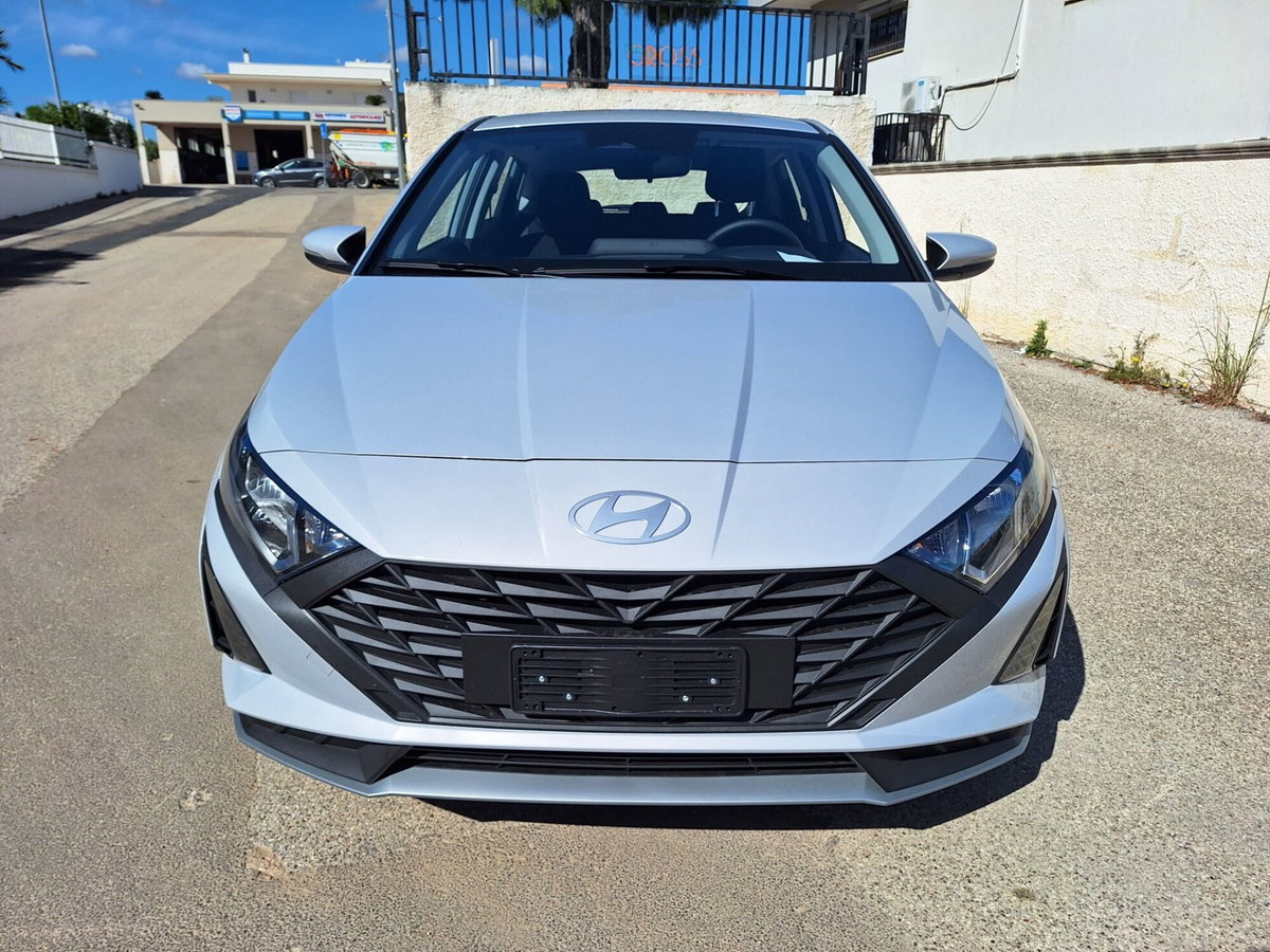 Hyundai i20 1.2 MPI MT GPL ConnectLine (7)