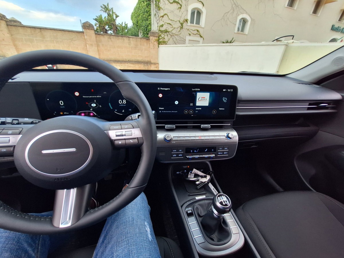 Hyundai Kona 1.0 t-gdi Gpl XTech 2wd 110cv mt (19)