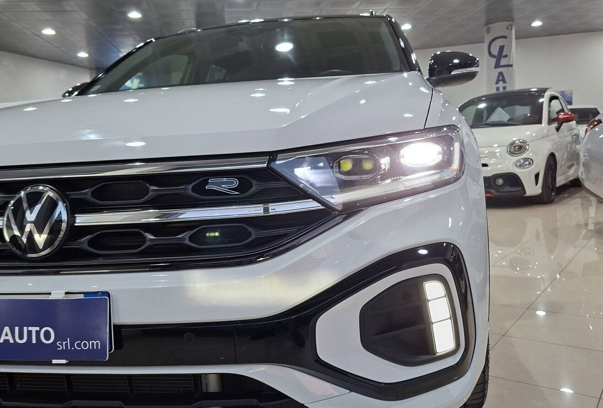 Volkswagen T-Roc 2.0 tdi R-Line 4motion 150cv dsg (2)