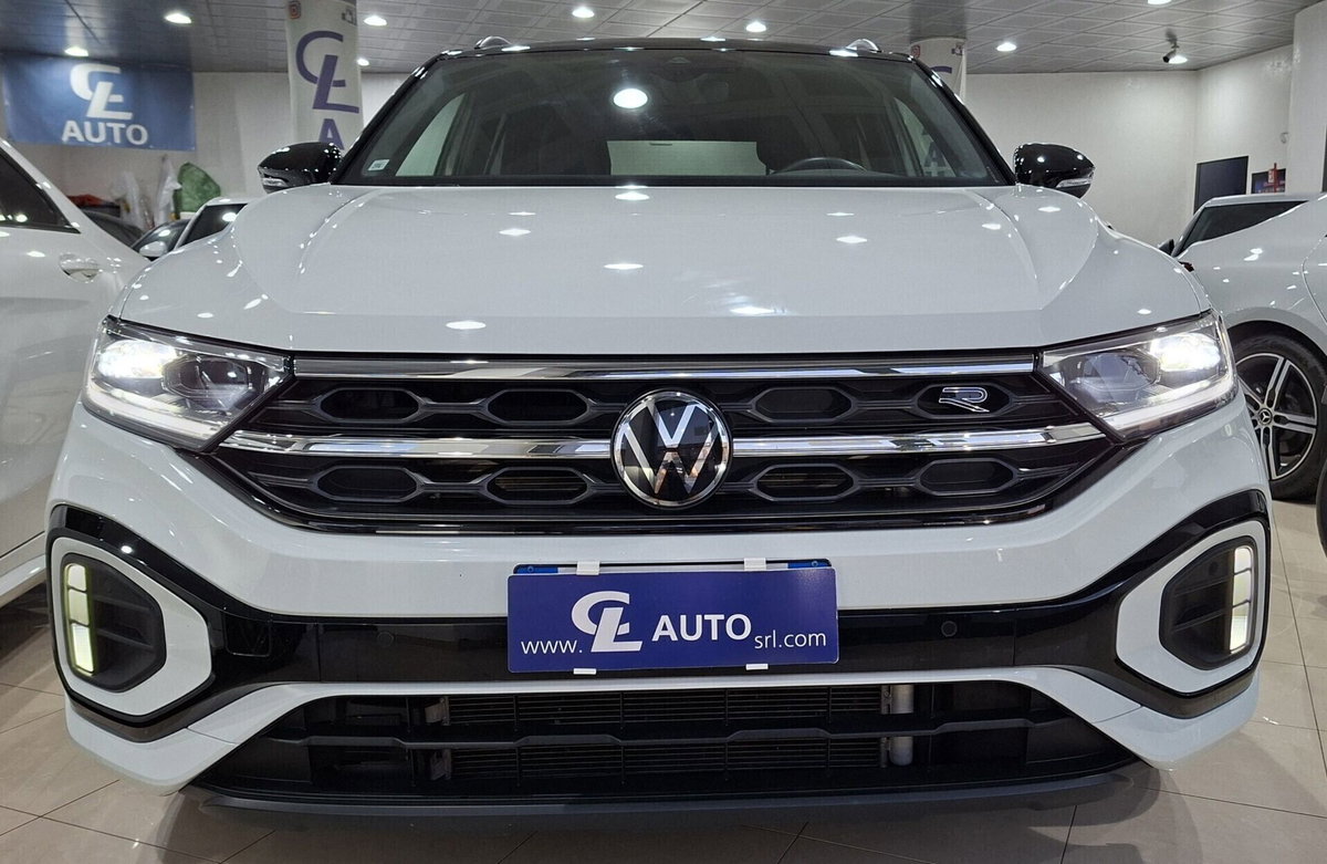 Volkswagen T-Roc 2.0 tdi R-Line 4motion 150cv dsg (6)