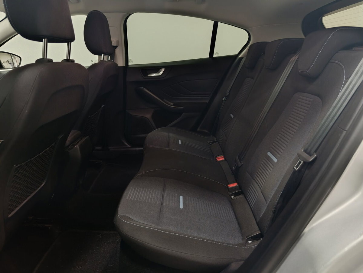 Ford Focus 1.0 EcoBoost Hybrid 125 CV 5p. Active Design (11)