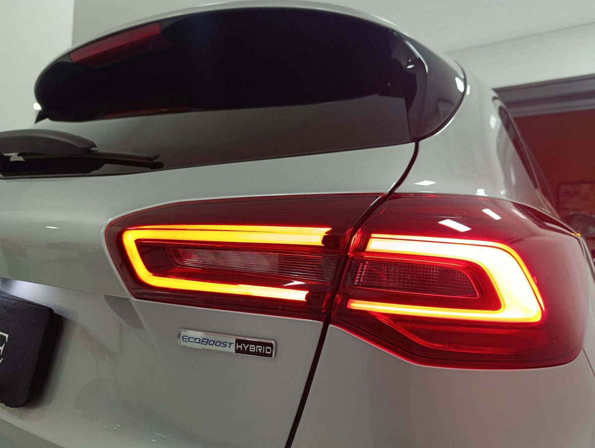 Ford Focus 1.0 EcoBoost Hybrid 125 CV 5p. Active Design (7)