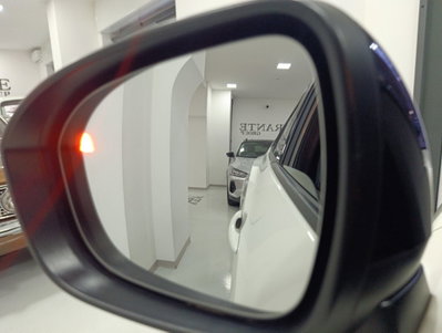 Nissan Juke 1.6 hev Premiere Edition (19)