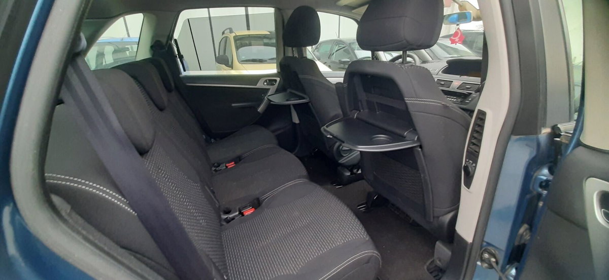 Citroen C4 Picasso 1.6 HDi 110 FAP Business (13)