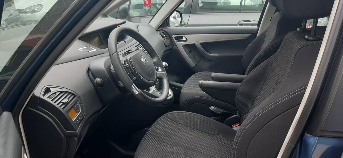 Citroen C4 Picasso 1.6 HDi 110 FAP Business (4)