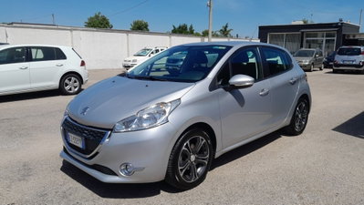 Peugeot 208 HDi 68 CV 5 porte Active usata