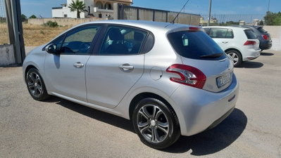 Peugeot 208 HDi 68 CV 5 porte Active (12)