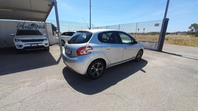 Peugeot 208 HDi 68 CV 5 porte Active (8)