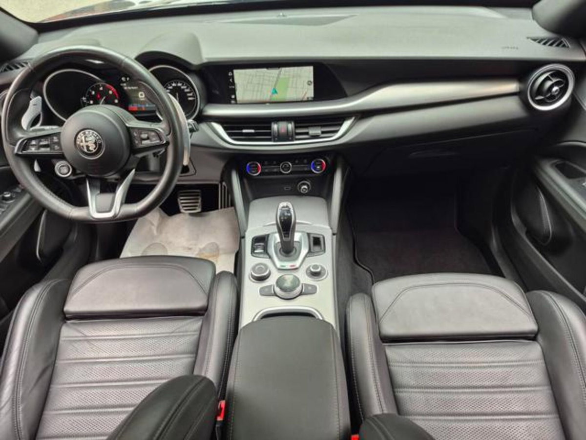 Alfa Romeo Stelvio Stelvio 2.2 Turbodiesel 210 CV AT8 Q4 Veloce (17)