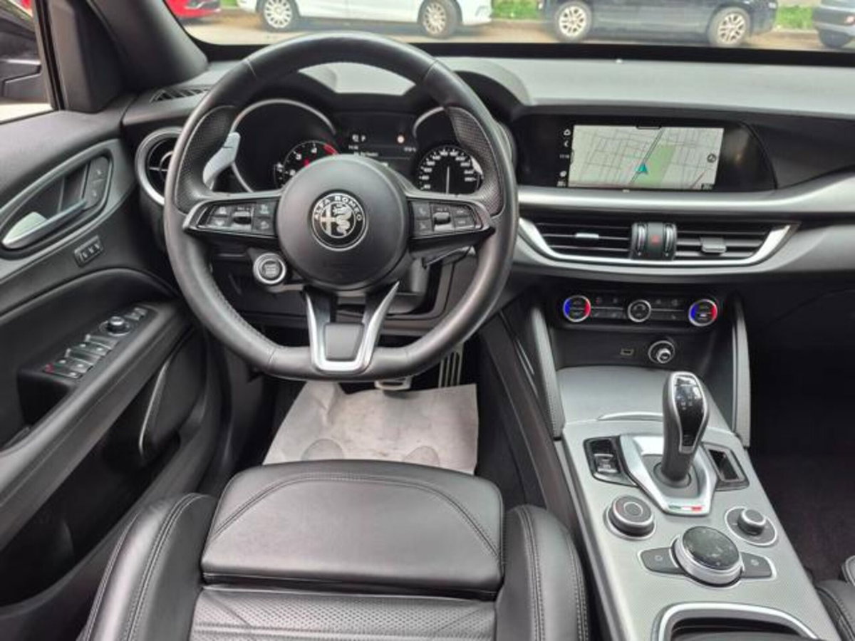 Alfa Romeo Stelvio Stelvio 2.2 Turbodiesel 210 CV AT8 Q4 Veloce (18)