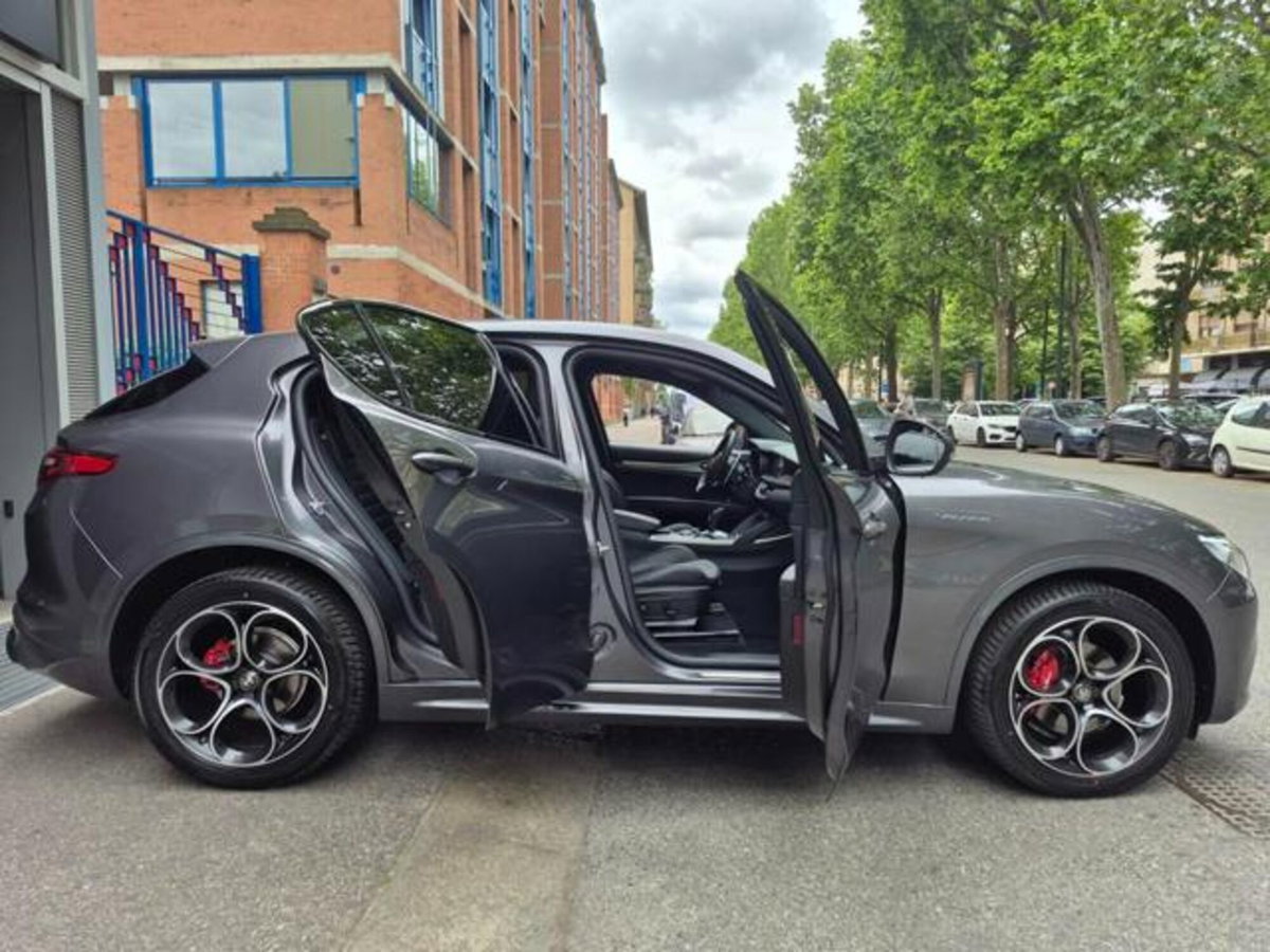 Alfa Romeo Stelvio Stelvio 2.2 Turbodiesel 210 CV AT8 Q4 Veloce (4)