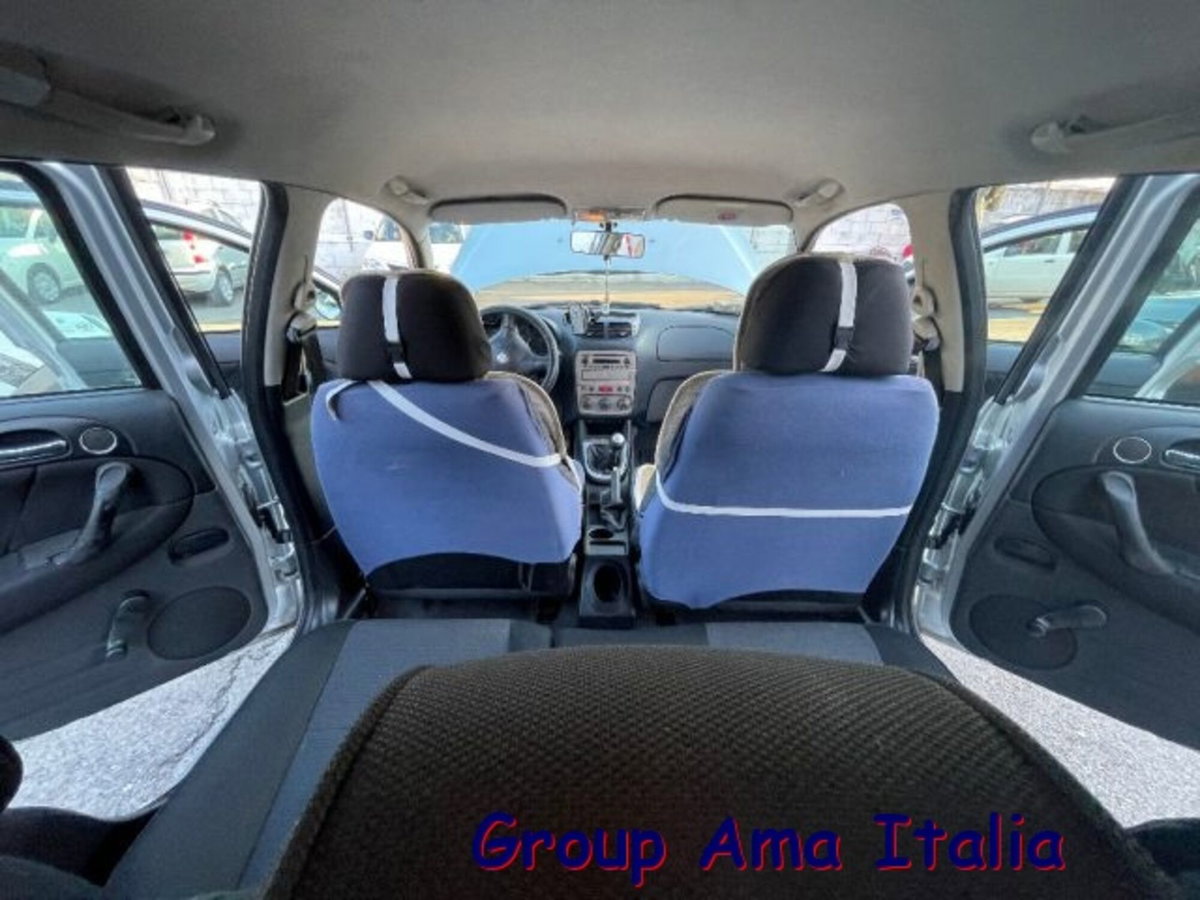Alfa Romeo 147 1.9 JTD (120) 5 porte Progression (15)