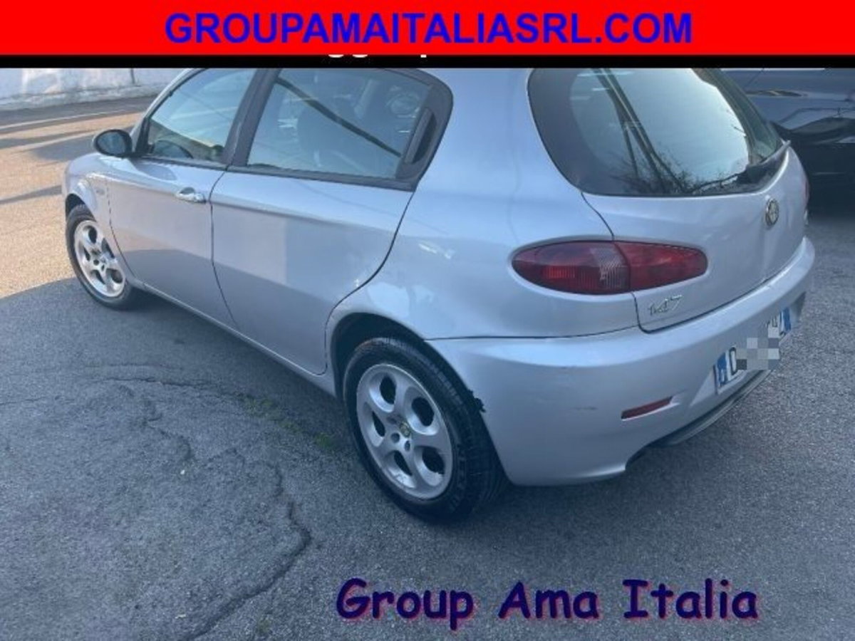 Alfa Romeo 147 1.9 JTD (120) 5 porte Progression (4)