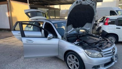 Mercedes-Benz Classe C Station Wagon 200 CDI BlueEFFICIENCY Elegance (11)