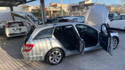 Mercedes-Benz Classe C Station Wagon 200 CDI BlueEFFICIENCY Elegance (12)