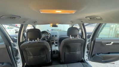 Mercedes-Benz Classe C Station Wagon 200 CDI BlueEFFICIENCY Elegance (15)