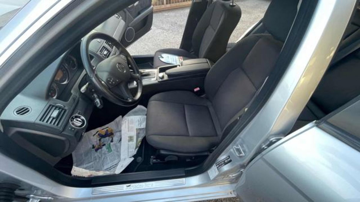 Mercedes-Benz Classe C Station Wagon 200 CDI BlueEFFICIENCY Elegance (7)