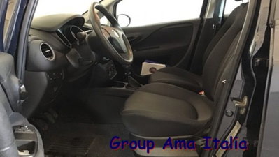 Fiat Punto 1.4 S&S 8V 5 porte Street (7)