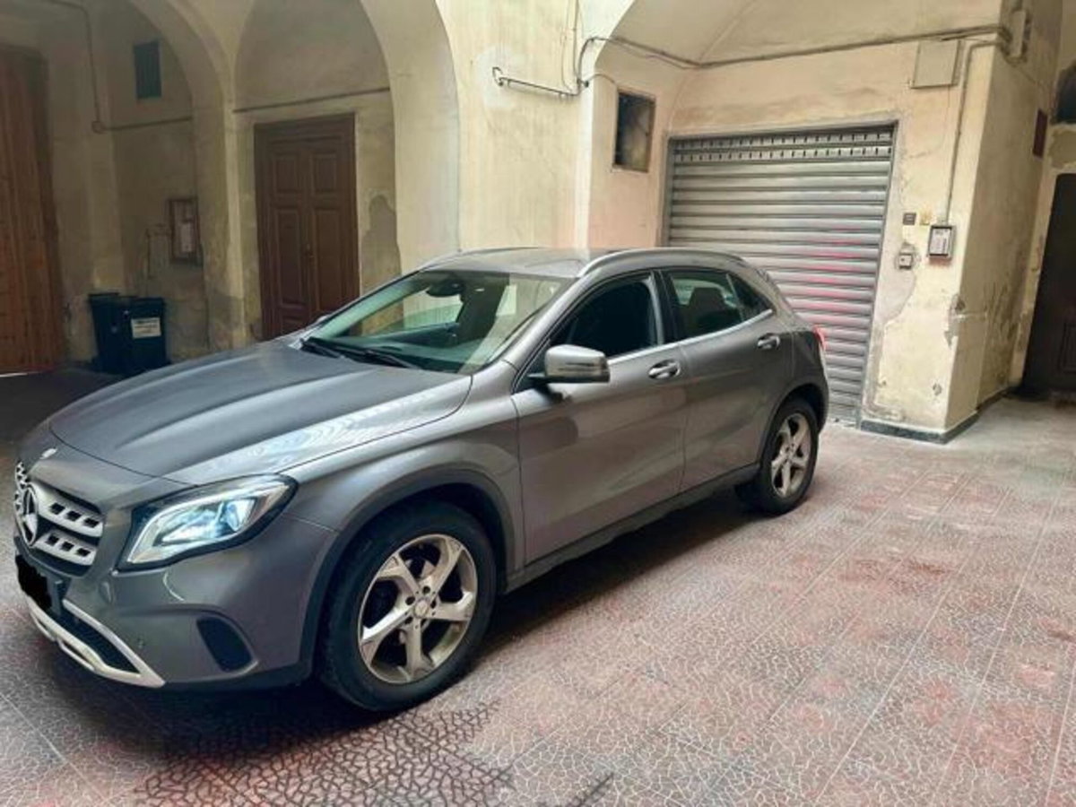 Mercedes-Benz GLA SUV 200 d Automatic 4Matic Sport